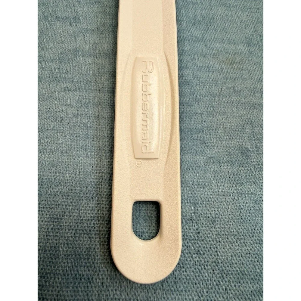 Rubbermaid USA Vintage Ivory Heavy Duty Nylon #1974 Slotted Spoon 12.5